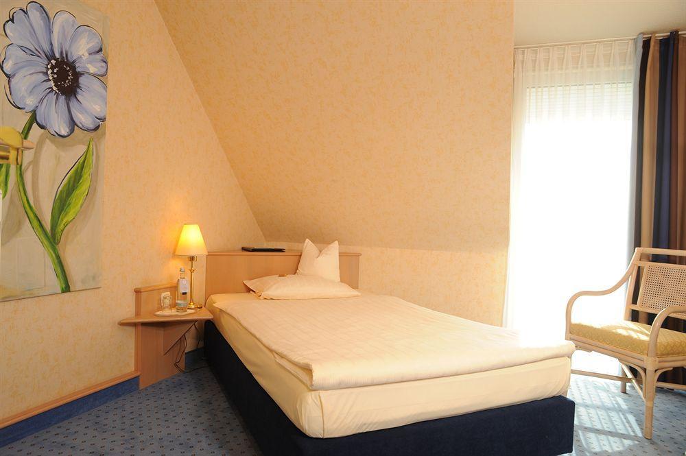Parkhotel Weiskirchen Exterior foto